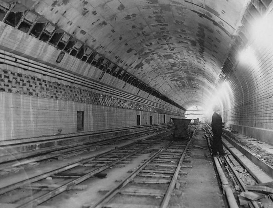 1936 lincoln tunnel